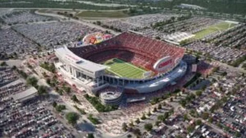 福克斯投篮突破边界更胜一筹